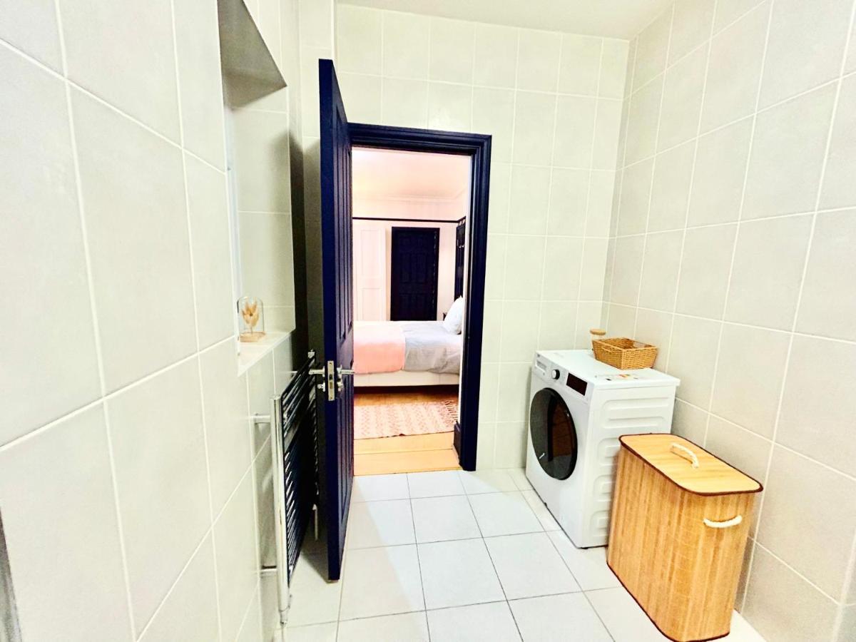 Rest Boutique Golders Green Лондон Экстерьер фото